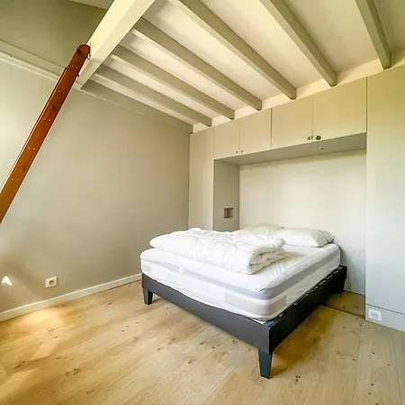 Tatil Evi Large Lakeside House - Mayvillage Le Touquet