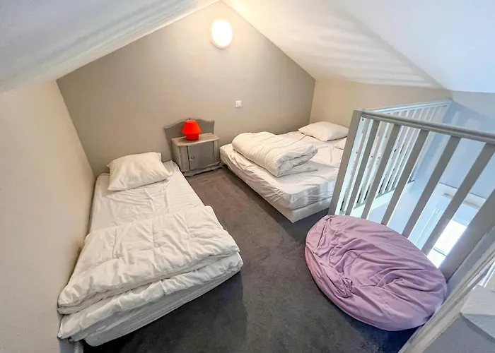 Tatil Evi Large Lakeside House - Mayvillage