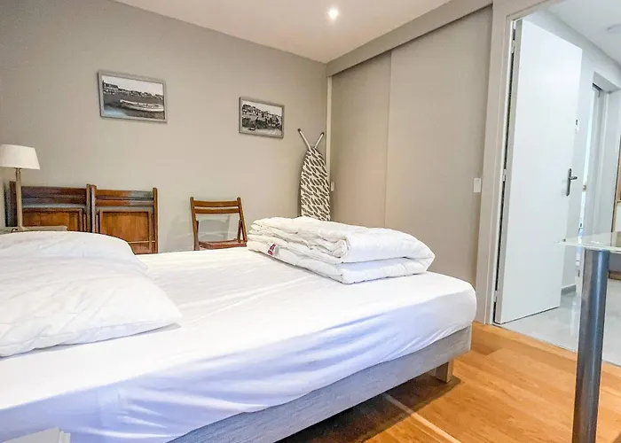 Large Lakeside House - Mayvillage Tatil Evi Le Touquet