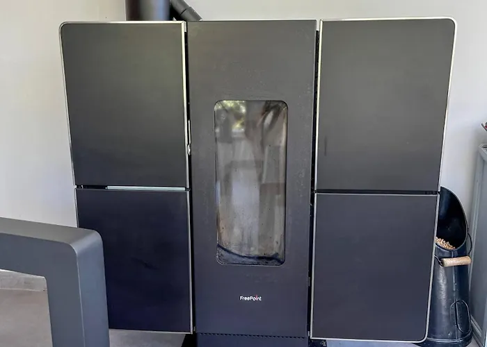 Large Lakeside House - Mayvillage Tatil Evi *