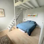 Holiday home Large Lakeside House - Mayvillage *