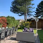 Large Lakeside House - Mayvillage בית נופש Le Touquet