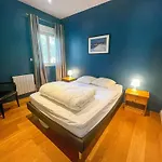 Large Lakeside House - Mayvillage בית נופש Le Touquet