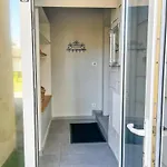 Large Lakeside House - Mayvillage *