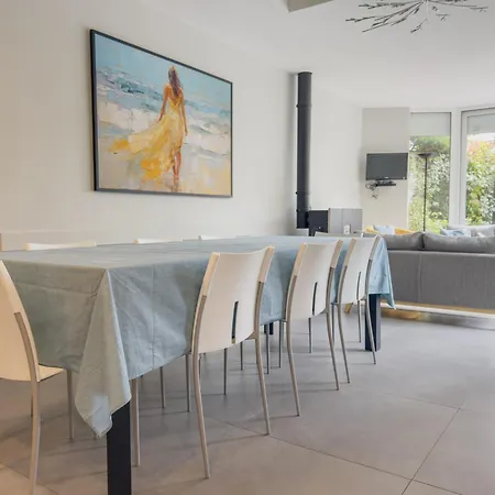 Casa vacanze Large Lakeside House - Mayvillage Le Touquet