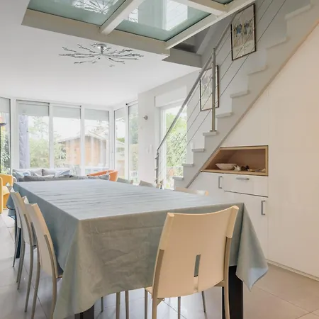 Large Lakeside House - Mayvillage * Le Touquet
